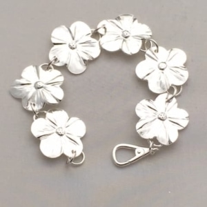 Large Flower Link Bracelet