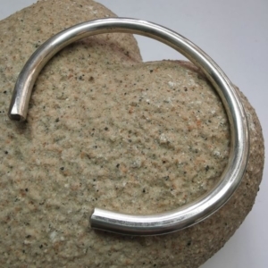 Heavyweight Round Torque bangle